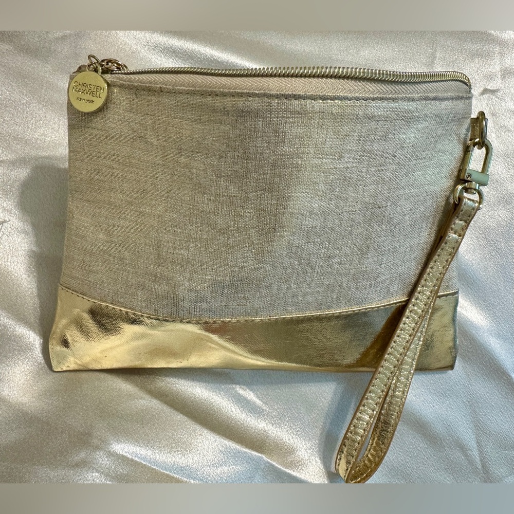Christen Maxwell New York Gold and Cream Flat Wristlet